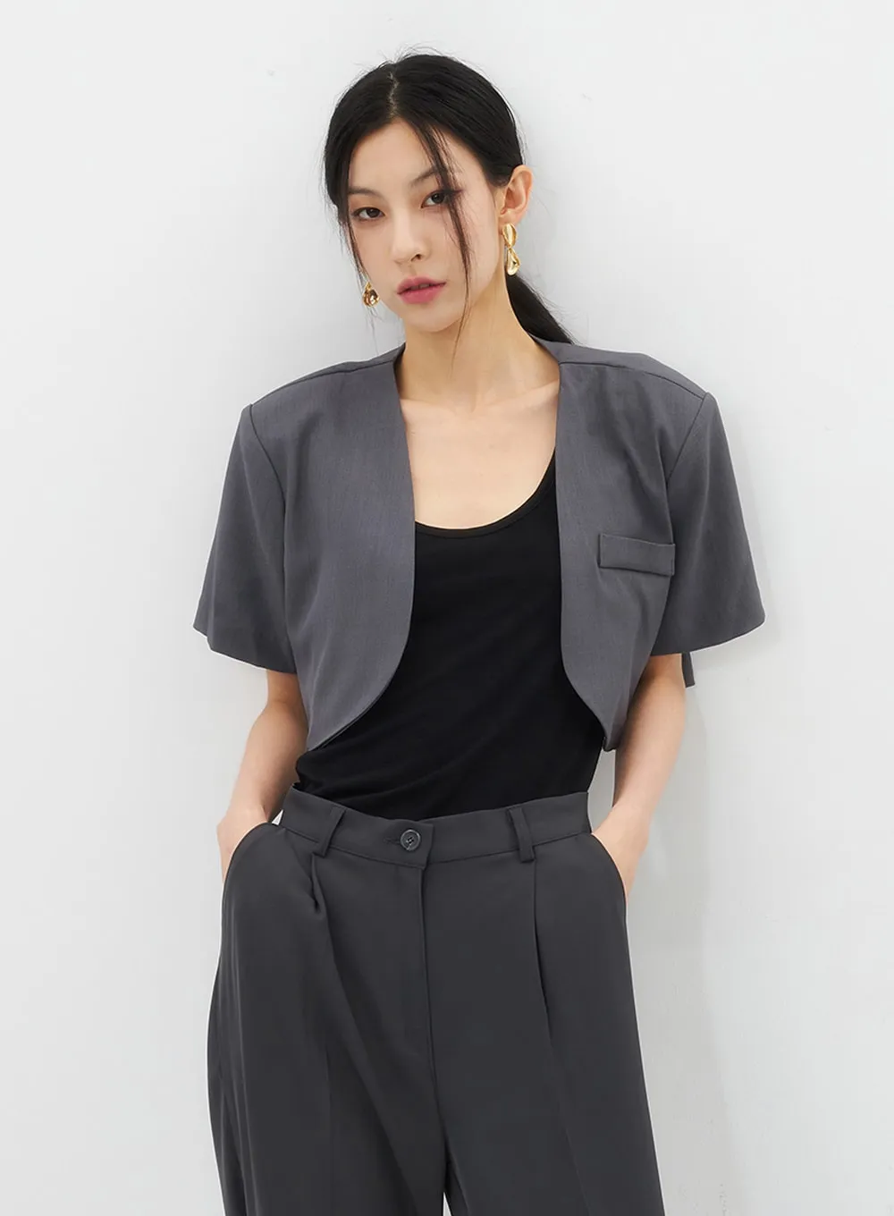 Cropped Short Sleeve Jacket IU326