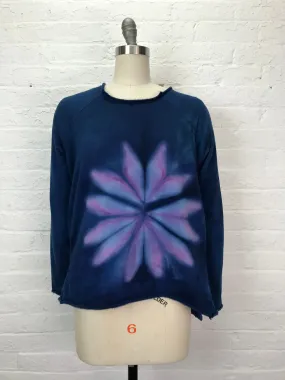 Fleece Raglan Sweatshirt in Blueberry Blossom with Pockets