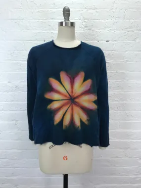 Fleece Raglan Sweatshirt in Peach Pop Chrysanthemum with Pockets