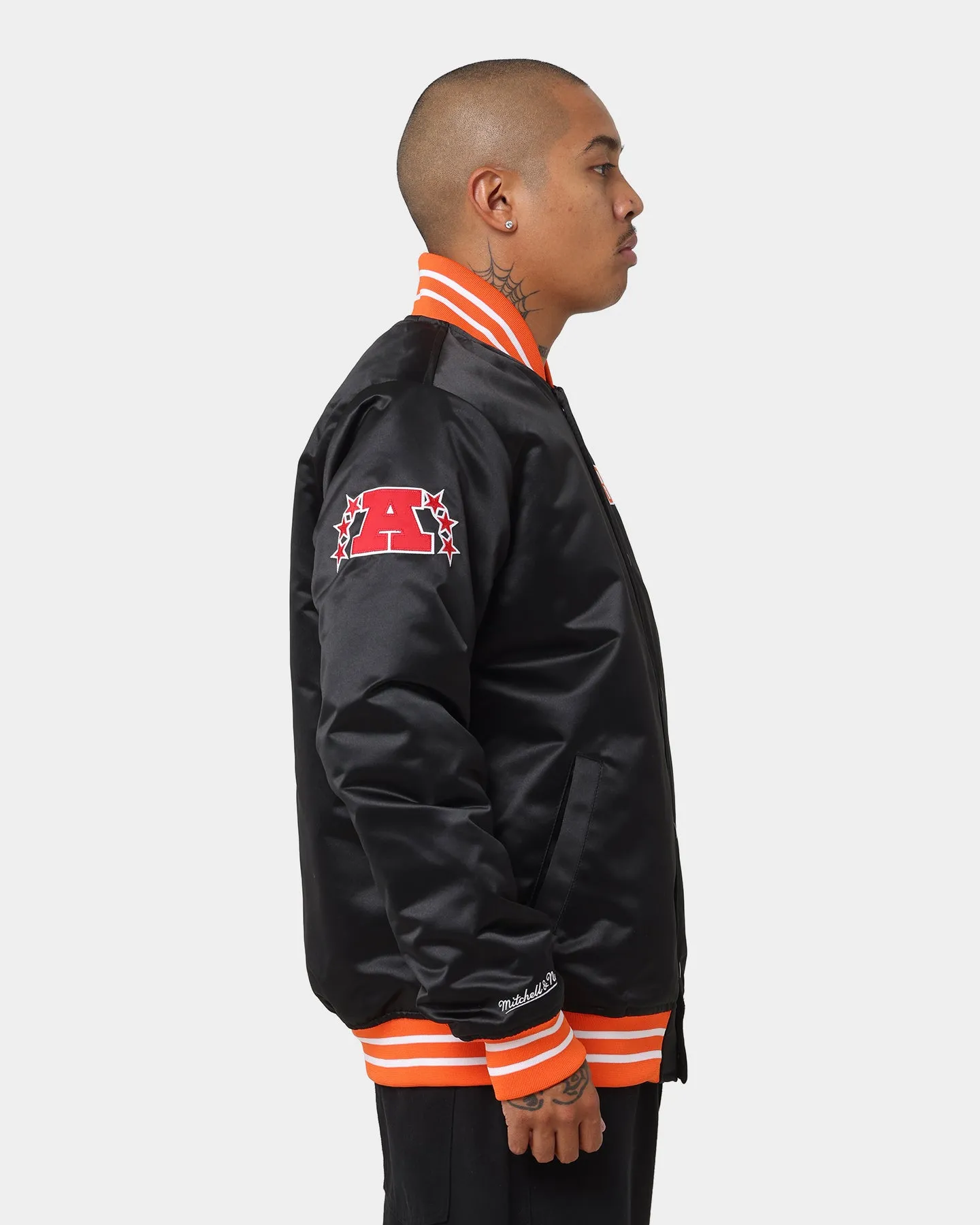 Mitchell & Ness Cincinatti Bengals Heavyweight Satin Jacket Black