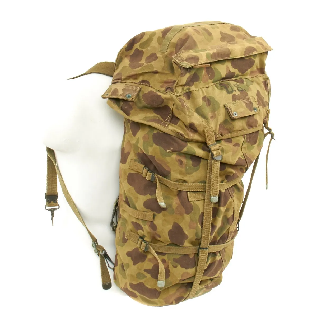 Original U.S. WWII M1943 Camouflage Jungle Pack - Hinson Manufacturing Company 1943