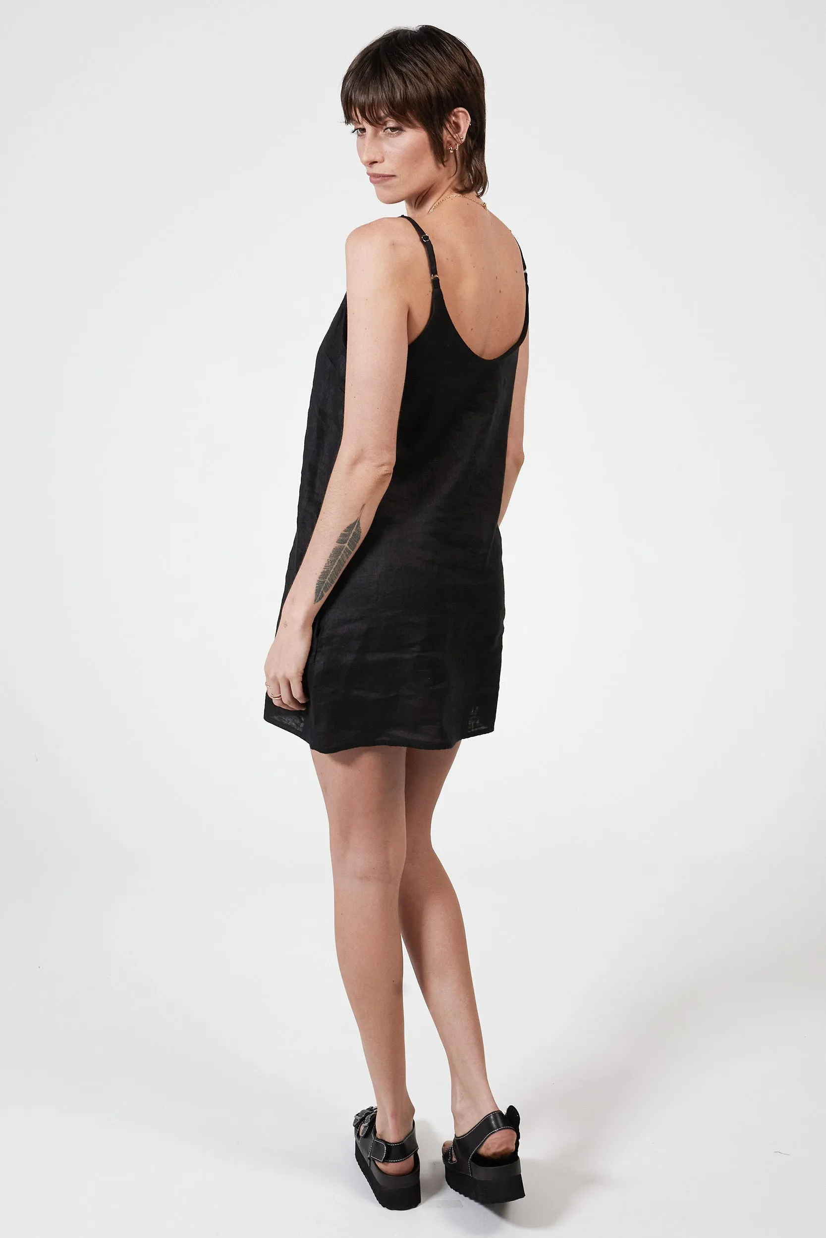 REMI LINEN DRESS - BLACK