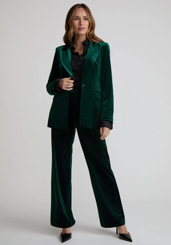 Sienna Tailored Velvet Blazer In Green